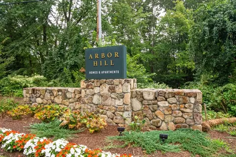 204 Tall Oaks Dr #K, Weymouth, MA 02189