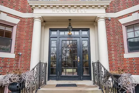 169 Washington St #6, Newton, MA 02458