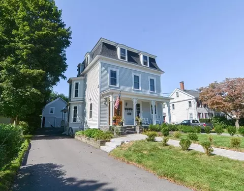 43 South St, Westborough, MA 01581