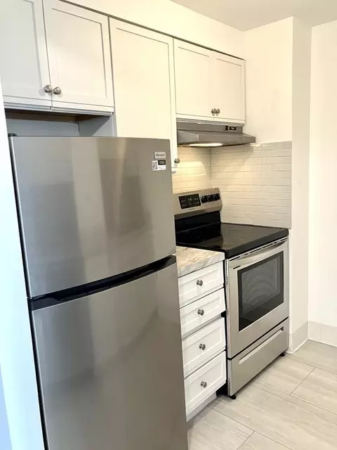 750 Davol St #517, Fall River, MA 02720 photo 8
