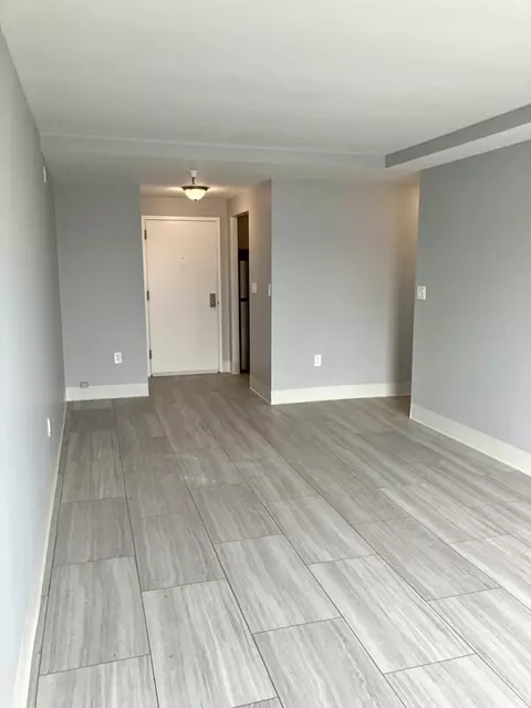 750 Davol St #517, Fall River, MA 02720
