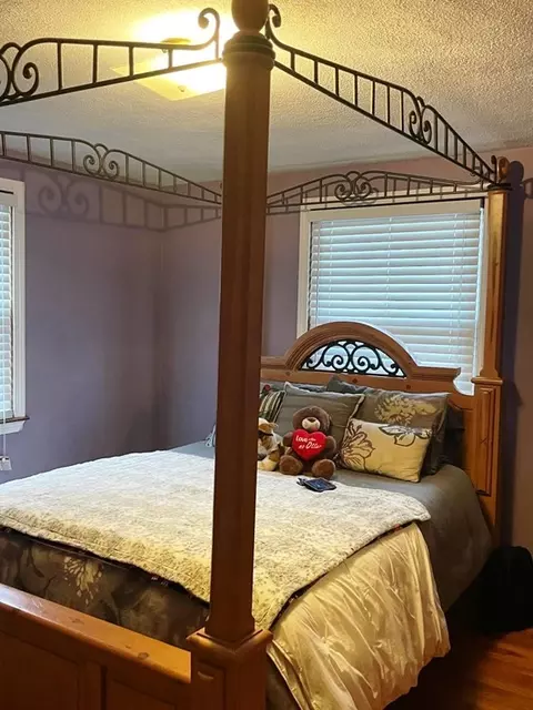 39 Carleton St, Attleboro, MA 02703 photo 10