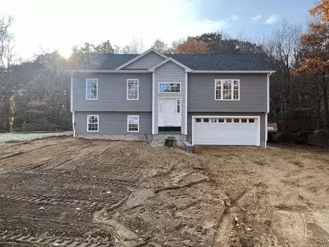 587 Pleasant, Barre, MA 01005