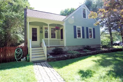 262 Prospect St, Easton, MA 02375