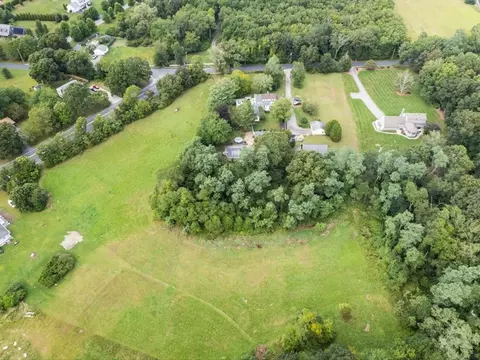 5 Kingsley Way, Rehoboth, MA 02769