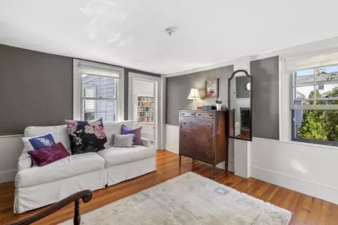 35 Wallis St, Beverly, MA 01915 photo 25