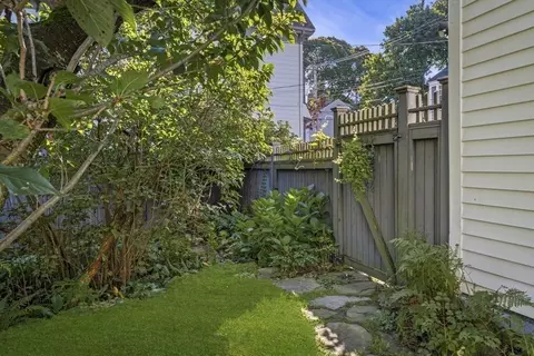 35 Wallis St, Beverly, MA 01915 photo 37
