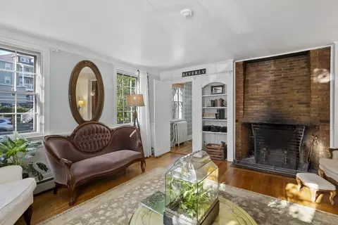 35 Wallis St, Beverly, MA 01915 photo 8