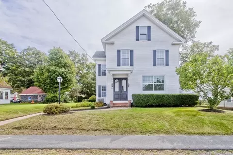 85 Chapel St, Warren, MA 01083