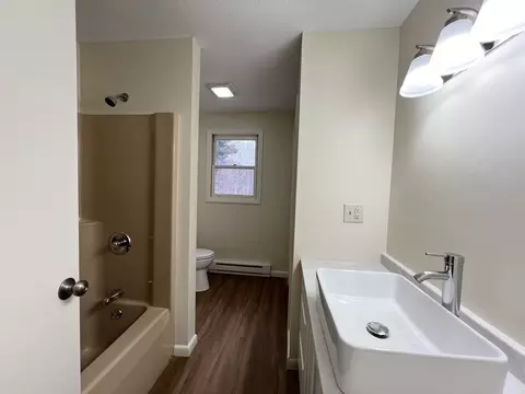 52-54 Benton St, Springfield, MA 01109 photo 16