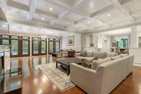 18 Julie Rd, Easton, MA 02356
