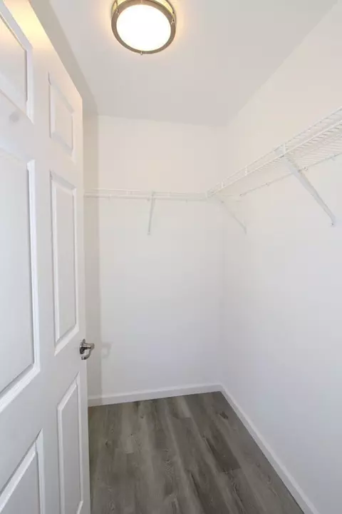26 Apthorp St, Worcester, MA 01606 photo 8