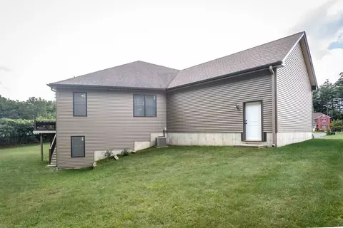 41 Alwin Pl, Springfield, MA 01128 photo 29