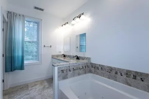 41 Alwin Pl, Springfield, MA 01128 photo 16
