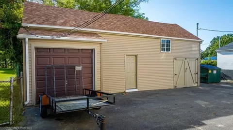 406 Main St, Fairhaven, MA 02719 photo 39