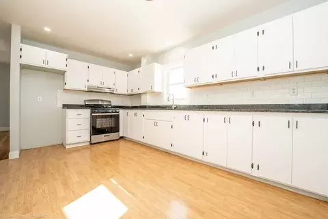 406 Main St, Fairhaven, MA 02719 photo 22