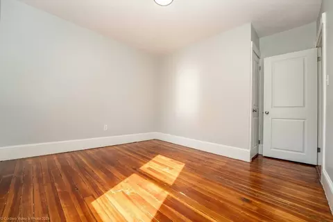 406 Main St, Fairhaven, MA 02719 photo 17