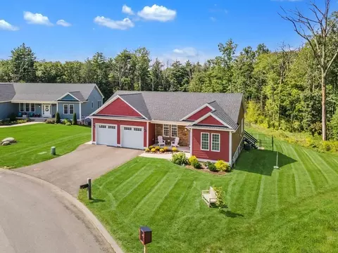 65 Magnolia Ln, Belchertown, MA 01007