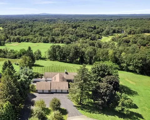 59 Worthen Dr, Groton, MA 01450