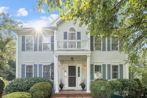 38 Parris Farm Rd, East Bridgewater, MA 02333