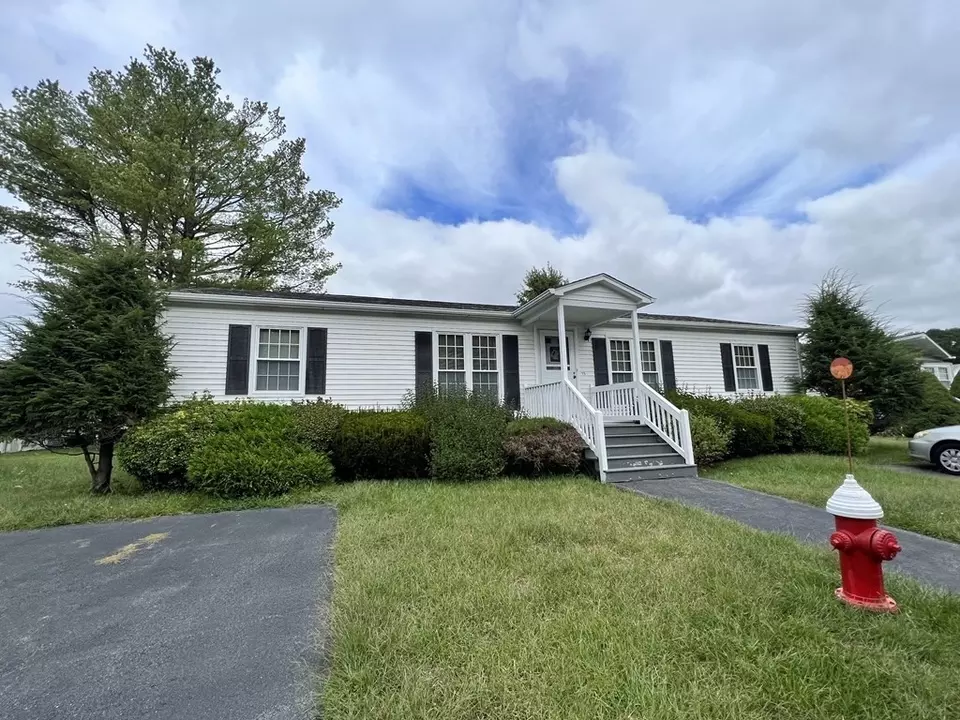 50 Highland St 15, Taunton, MA 02780 20 Photos Movoto