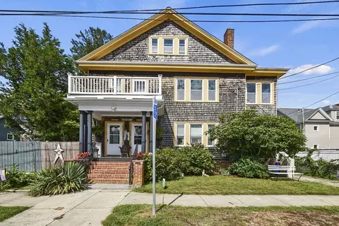 355-357 Bedford St, New Bedford, MA 02740
