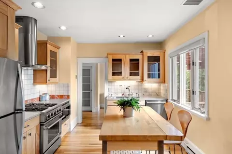 46 Gardner Rd #2, Brookline, MA 02445 photo 16