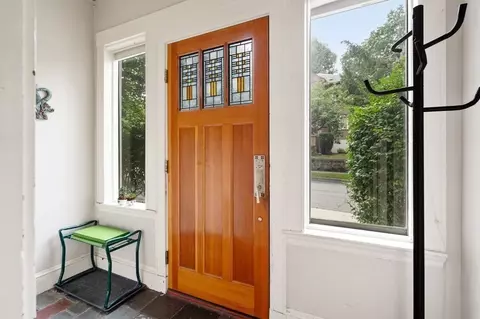46 Gardner Rd #2, Brookline, MA 02445 photo 2