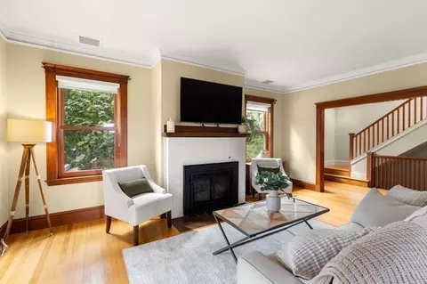 46 Gardner Rd #2, Brookline, MA 02445 photo 4