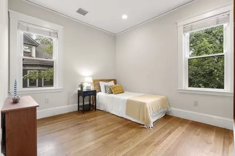 46 Gardner Rd #2, Brookline, MA 02445 photo 22
