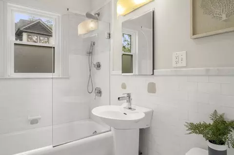 46 Gardner Rd #2, Brookline, MA 02445 photo 23