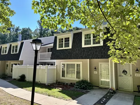 611 Edgebrook Dr #611, Boylston, MA 01505