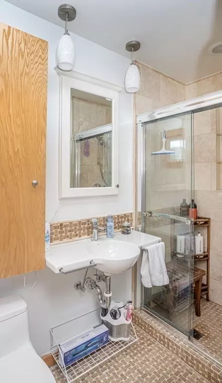 66 Reading St, Fall River, MA 02720 photo 23