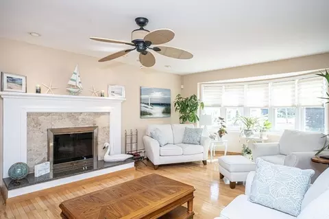 66 Reading St, Fall River, MA 02720 photo 8