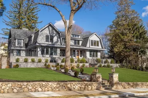 288 Prince St, Newton, MA 02465