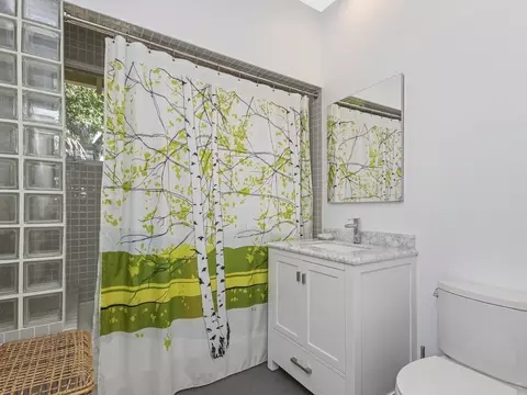 101 Stearns Rd #2, Brookline, MA 02446 photo 15