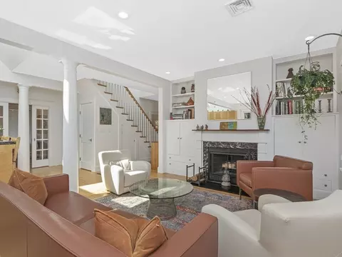 101 Stearns Rd #2, Brookline, MA 02446 photo 4