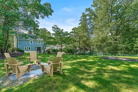 12 Ardley Pl, Winchester, MA 01890