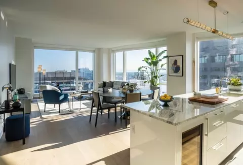 240 Devonshire St #5412, Boston, MA 02110
