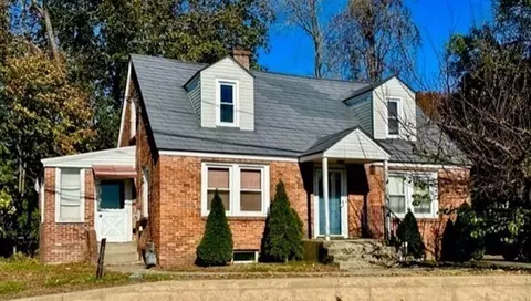 85 Garden St, Agawam, MA 01030