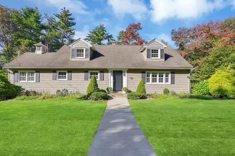 1054 Baptist Hill Rd, Palmer, MA 01069