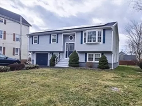 71 Ash St, Fall River, MA 02721