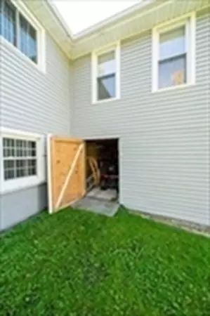 71 Ash St, Fall River, MA 02721 photo 20