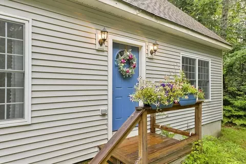 1194 Stark Rd, Conway, NH 03813