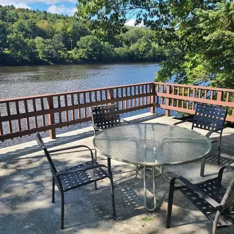 34 Upper River Rd, South Hadley, MA 01075