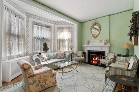 135 Marlborough St #3, Boston, MA 02116