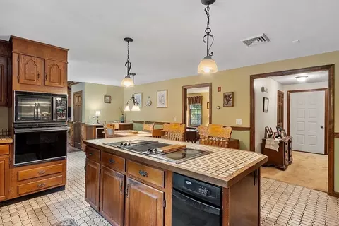 17 Saunders Rd, Townsend, MA 01474 photo 18