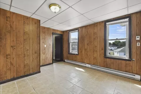 825 Park Ave, Woonsocket, RI 02895 photo 28