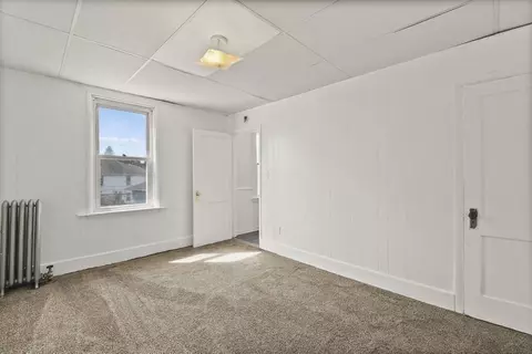 825 Park Ave, Woonsocket, RI 02895 photo 15