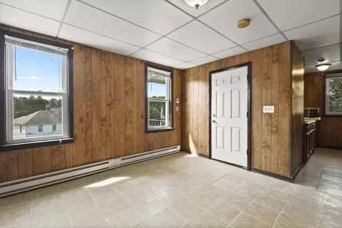 825 Park Ave, Woonsocket, RI 02895 photo 27